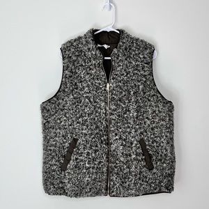 FINAL MARKDOWN Maurice’s Puffer Vest, Super Soft, XL